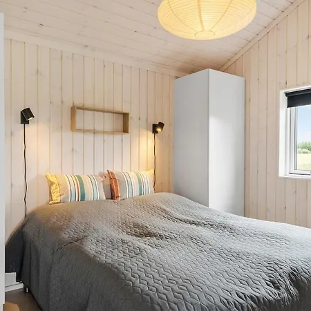 Vakantiehuis 3 Bedroom Stunning In *